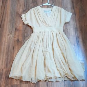 Light yellow, size small/medium
